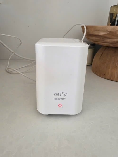 Eufy HomeBase 2 - Beveiligingsbasisstation, Ophalen of Verzenden, Zo goed als nieuw
