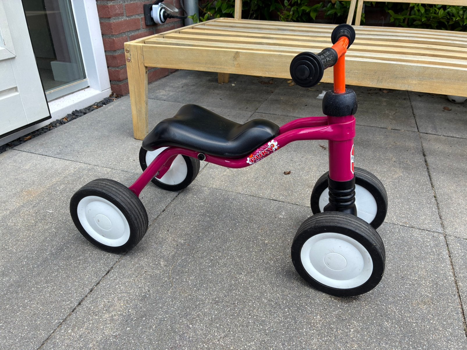 Puky wutsch 4 wiel loopfiets, Ophalen of Verzenden, Zo goed als nieuw