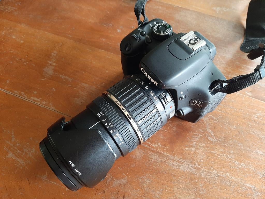 Canon EOS 600D met Tamron 18-200mm lens, Audio, Tv en Foto, Fotocamera's Digitaal, Ophalen, Gebruikt, Spiegelreflex, Canon