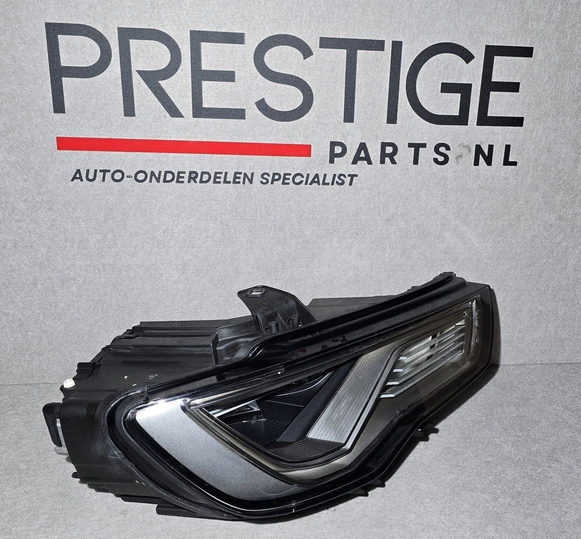 Koplamp Audi A3 8V Voll Led Rechts S3 RS3 E-TRON 8V0941774, Auto-onderdelen, Verlichting, Gebruikt, Herkomst onderdeel bekend