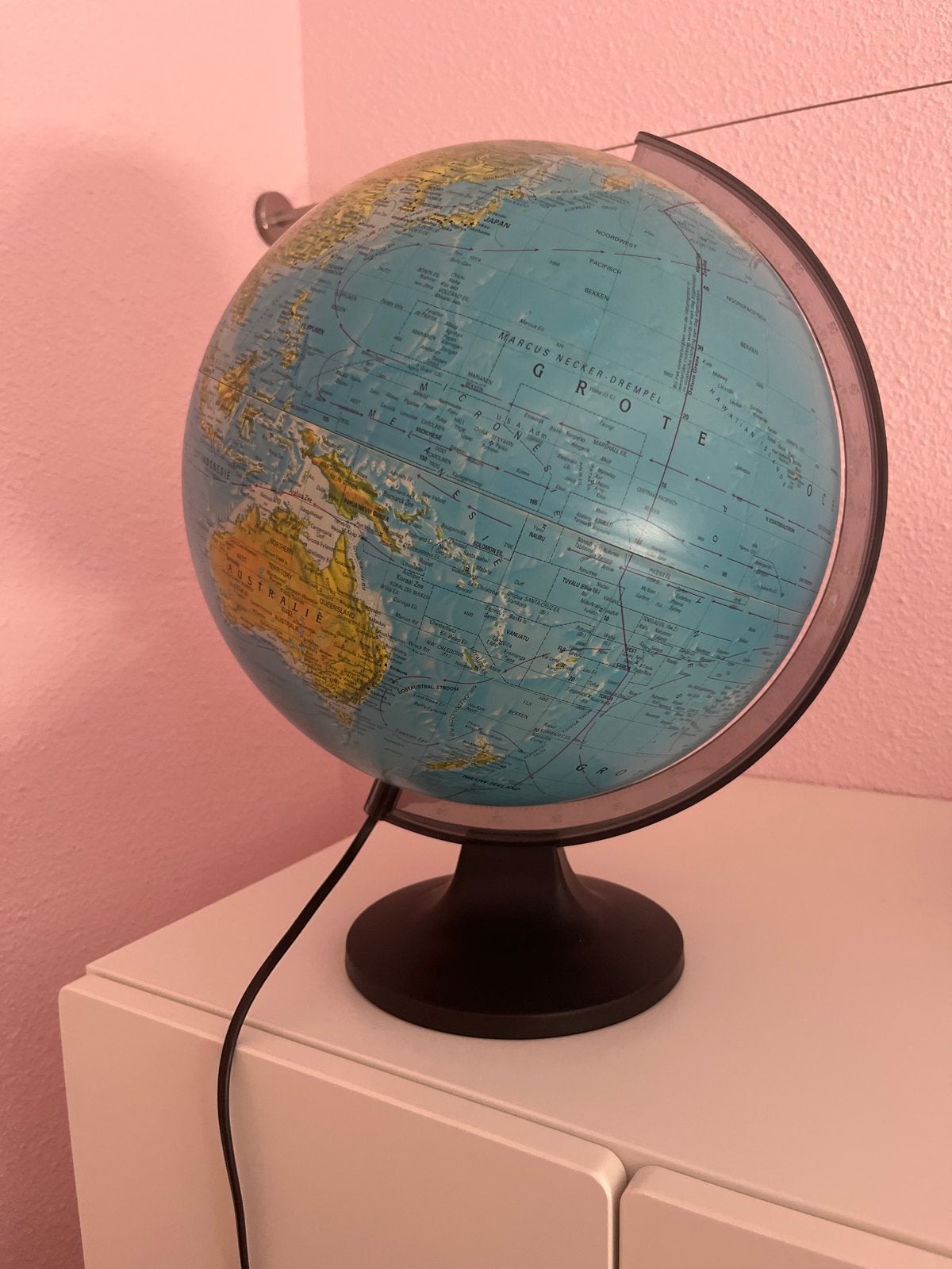 Verlichte Wereldbol - Educatief en Decoratief, Ophalen, Kunststof, Draaibaar, Zo goed als nieuw