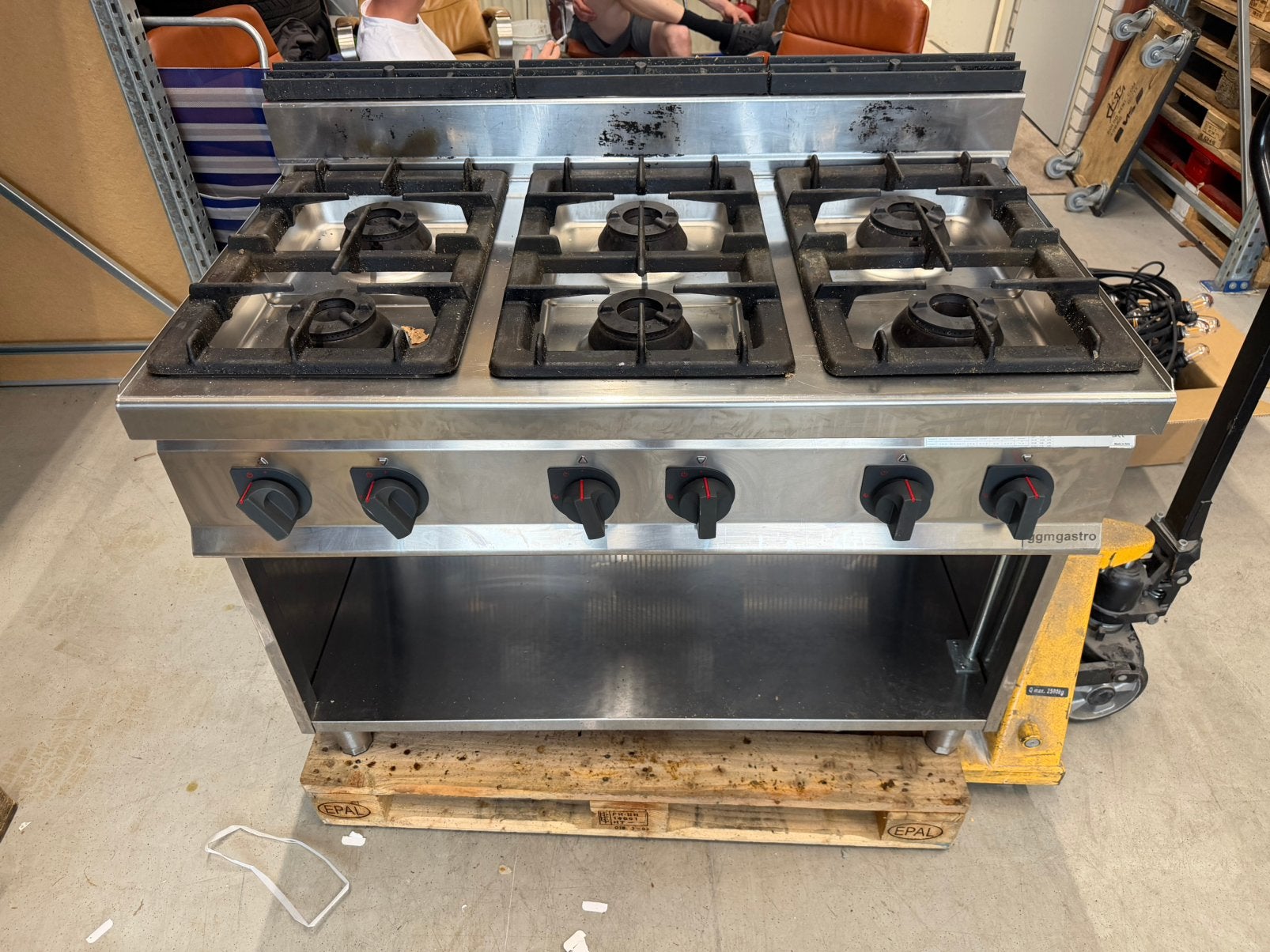 Gasfornhuis 6 pits GGM Gastro, Minder dan 85 cm, Zo goed als nieuw, Gas, Vrijstaand