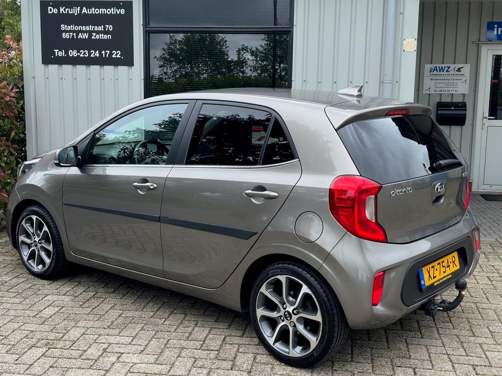 Kia Picanto 1.0 CVVT Design Edition!|TREKHAAK|CAMERA|CARPLAY, Voorwielaandrijving, Gebruikt, Euro 6, 4 stoelen