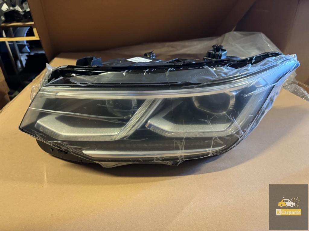 VW Tiguan IQ LIGHT 5NN 5NL Allspace koplamp Links NIEUW 5NL9, Gebruikt, Volkswagen, Volkswagen AG, Berliner Ring 2
38440  Wolfsburg, DE