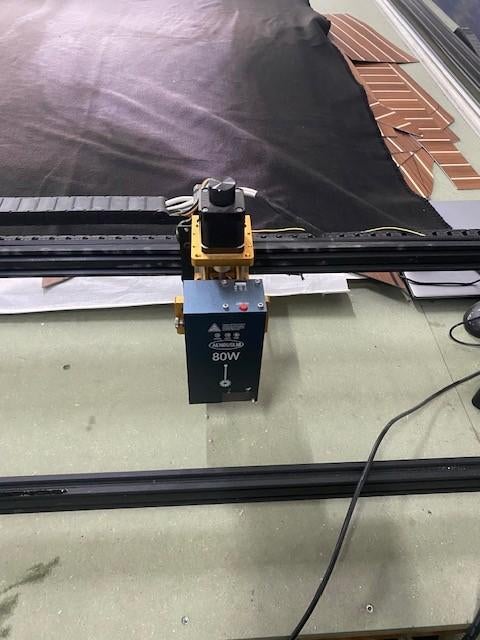 CNC Machine, Ophalen, Zo goed als nieuw, Elektrisch, Overige soorten