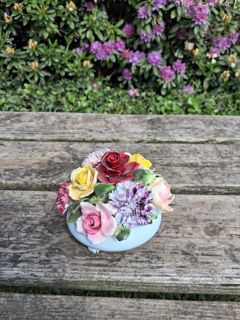 Royal Adderley Porseleinen Bloemenmandje, Antiek en Kunst, Ophalen of Verzenden
