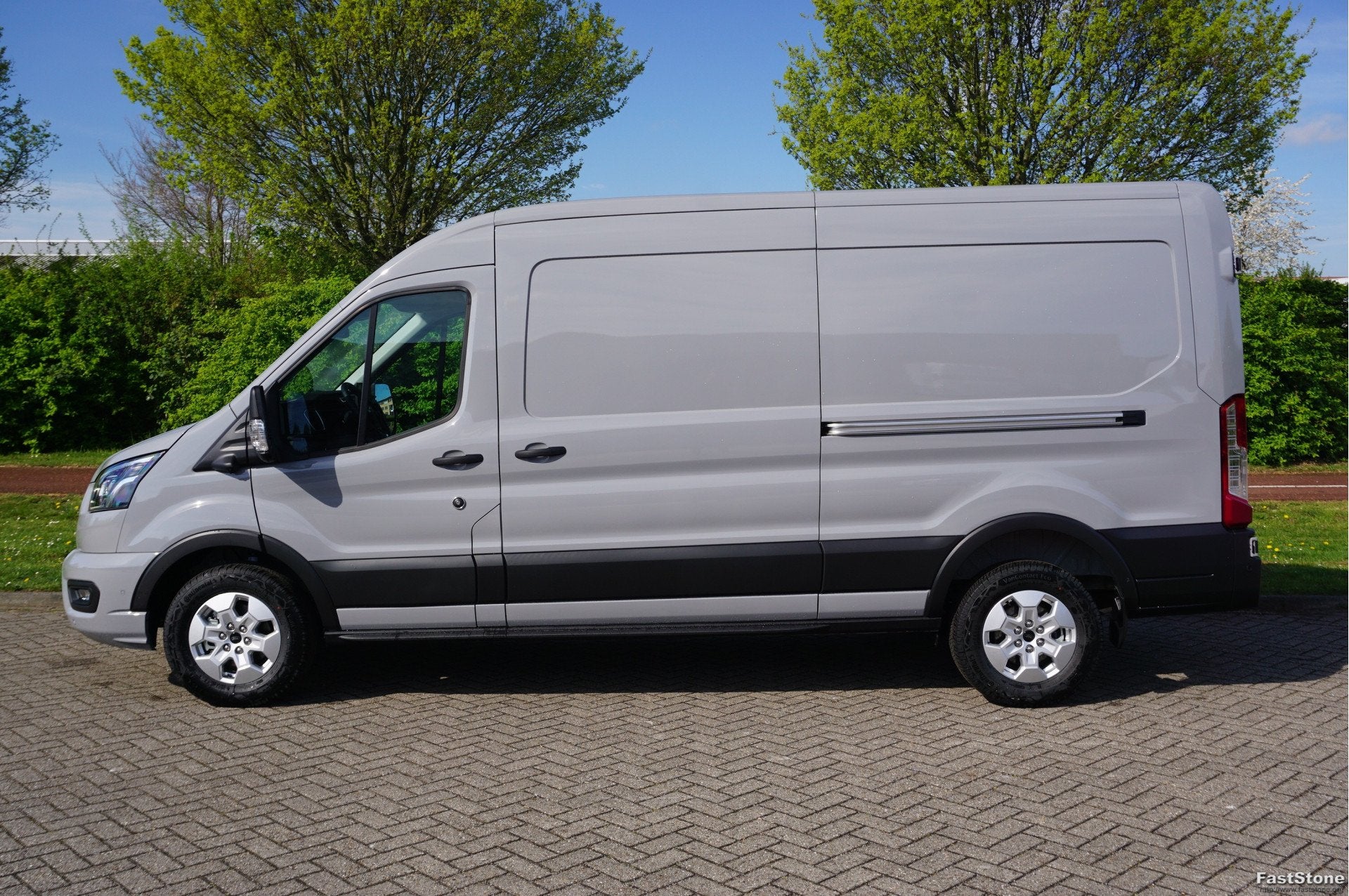 Ford Transit 350L L3H2 Limited AUT-8 165PK BPM VRIJ Navi, Ad, 4 cilinders, 2800 kg, Bedrijf, Diesel