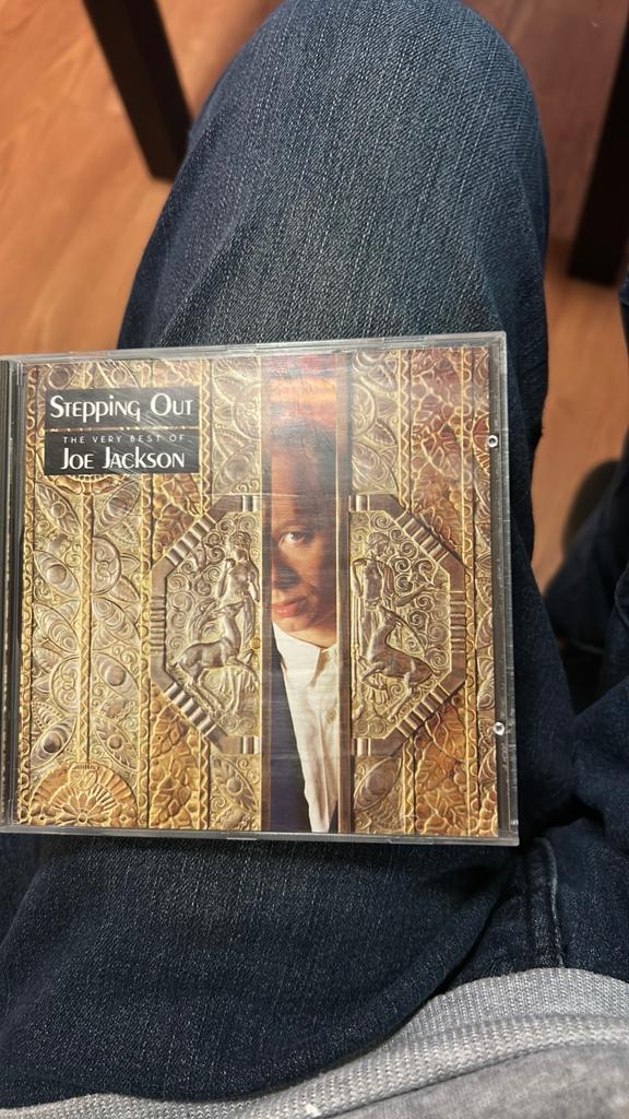 Joe Jackson - Stepping Out: The Very Best Of (CD), Ophalen of Verzenden, Zo goed als nieuw