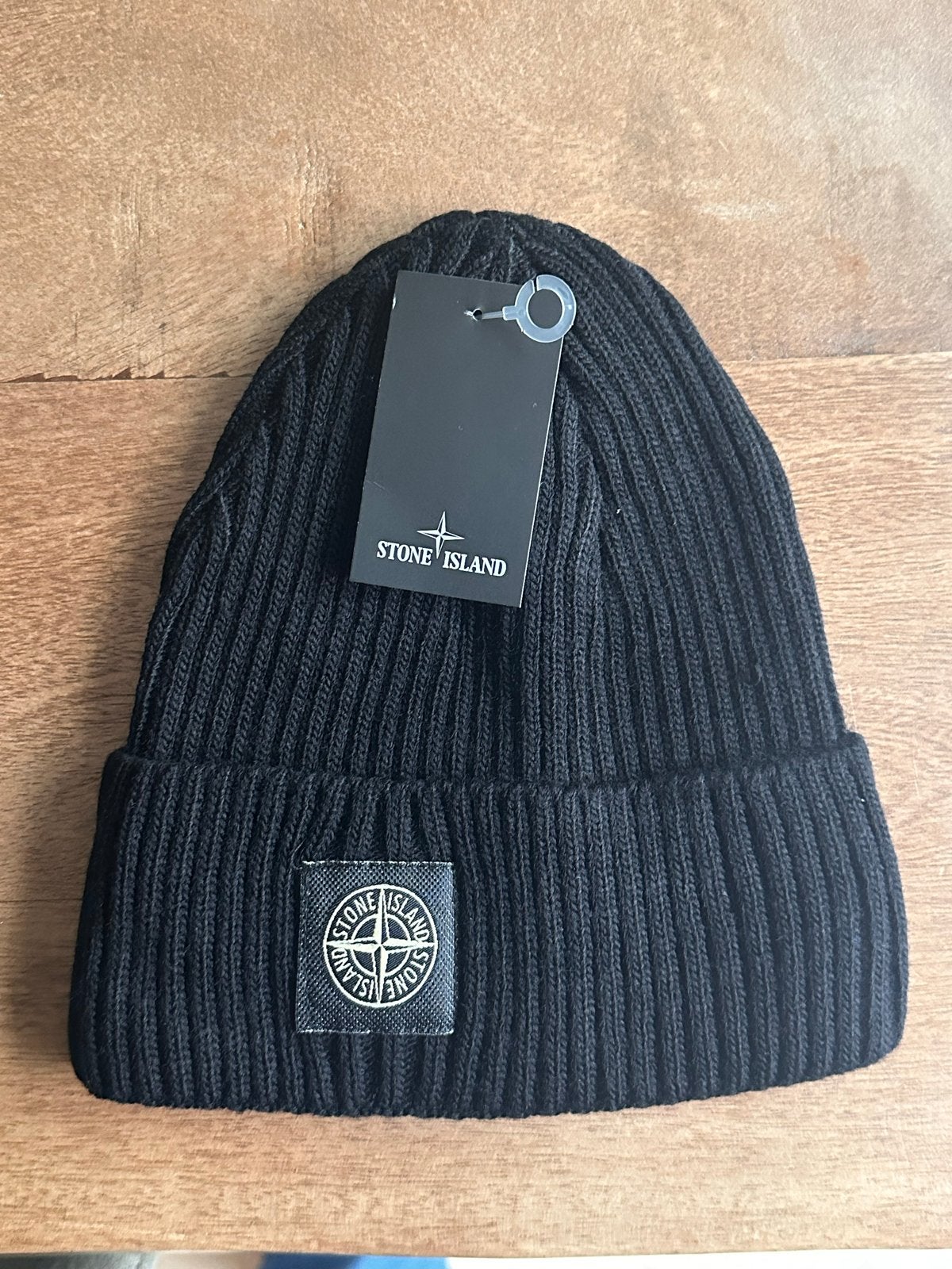 Stone Island Muts Zwart - Nieuw met kaartjes, Kleding | Heren, Ophalen of Verzenden, Nieuw, Overige maten, Muts