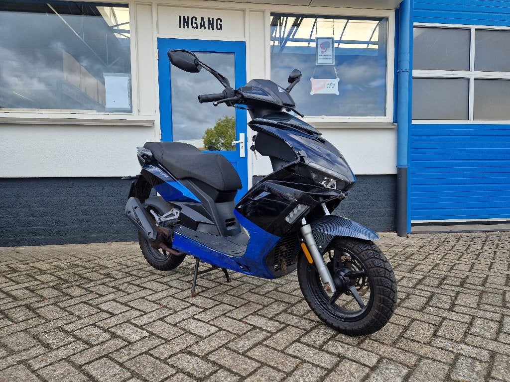 BROMSCOOTER : Turbho sw-50 opknap scooter lichte schade zip, Ophalen, Gebruikt, Maximaal 45 km/u, Turbho