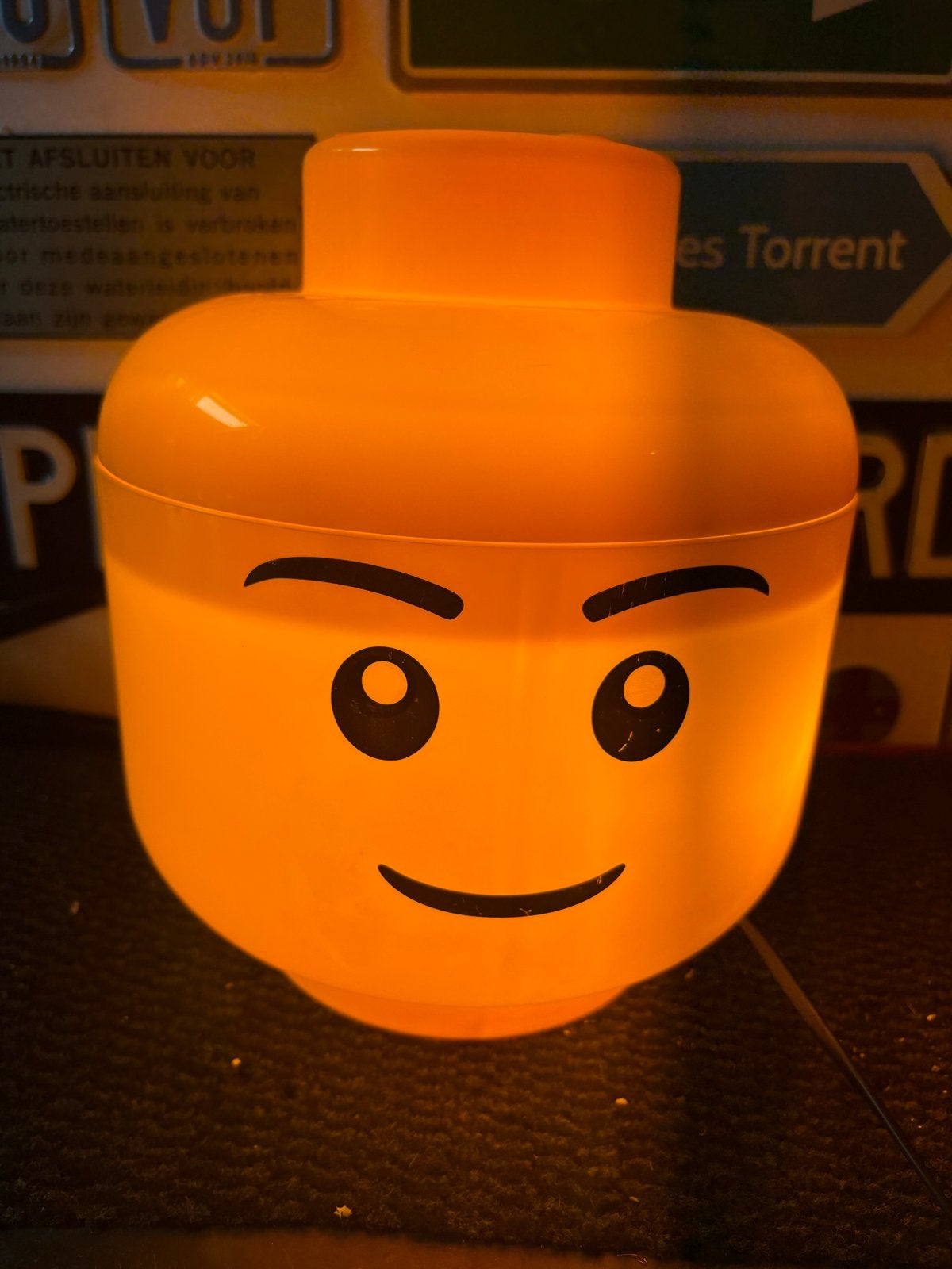 Unieke XL LEGO Hoofd Lichtbak - Sfeervolle Decoratie, Verzenden, Zo goed als nieuw, Lichtbak of (neon) lamp