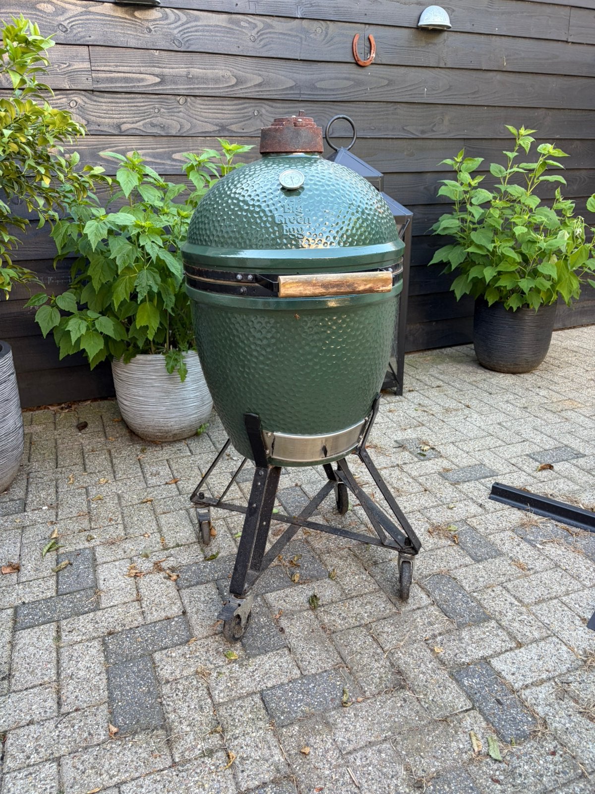 Big Green Egg L, Tuin en Terras, Ophalen, Zo goed als nieuw, Met accessoires