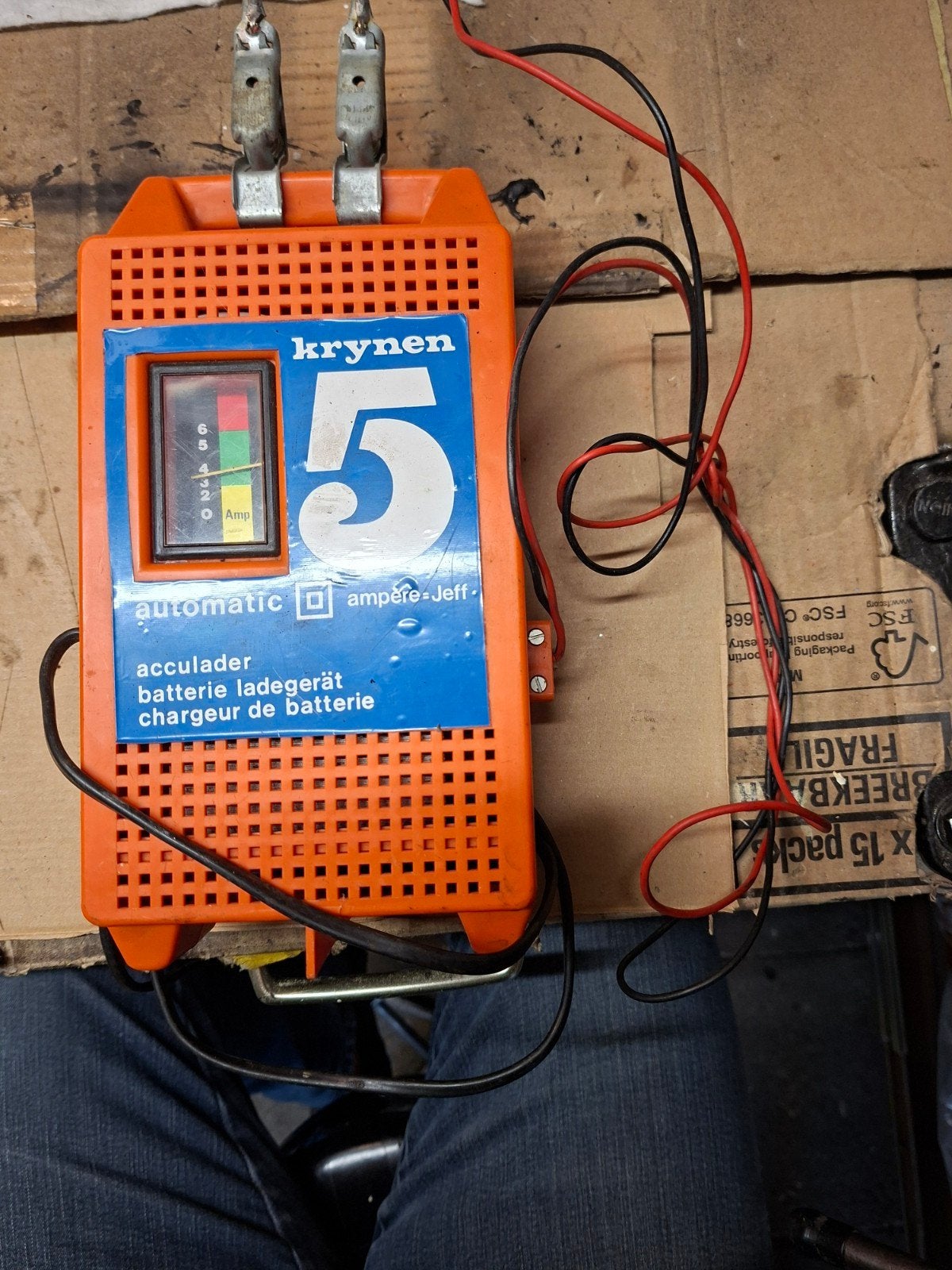 Krynen 5 Amp Automatische Acculader, Gebruikt, Universele onderdelen