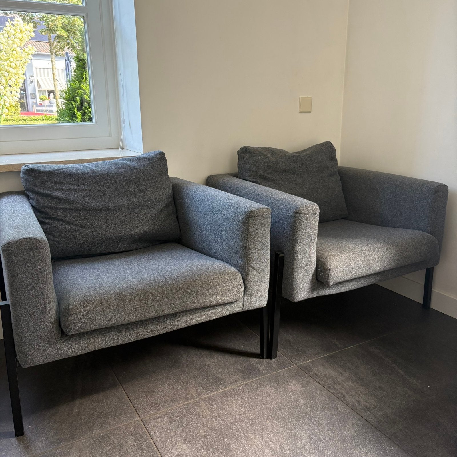 2 Ikea Koarp fauteuil in goede staat (€25 per stuk), Huis en Inrichting, Fauteuils, Ophalen of Verzenden, Zo goed als nieuw, Minder dan 75 cm