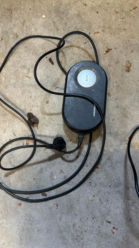 Stromer lader 245 (defect), Fietsen en Brommers, Fietsaccessoires | Fietsaccu's, Ophalen of Verzenden, Gebruikt