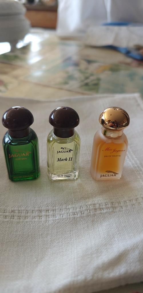 parfum miniatuur flesjes 5 ml Jaguar 3 verschillende, Ophalen of Verzenden, Zo goed als nieuw, Miniatuur, Gevuld
