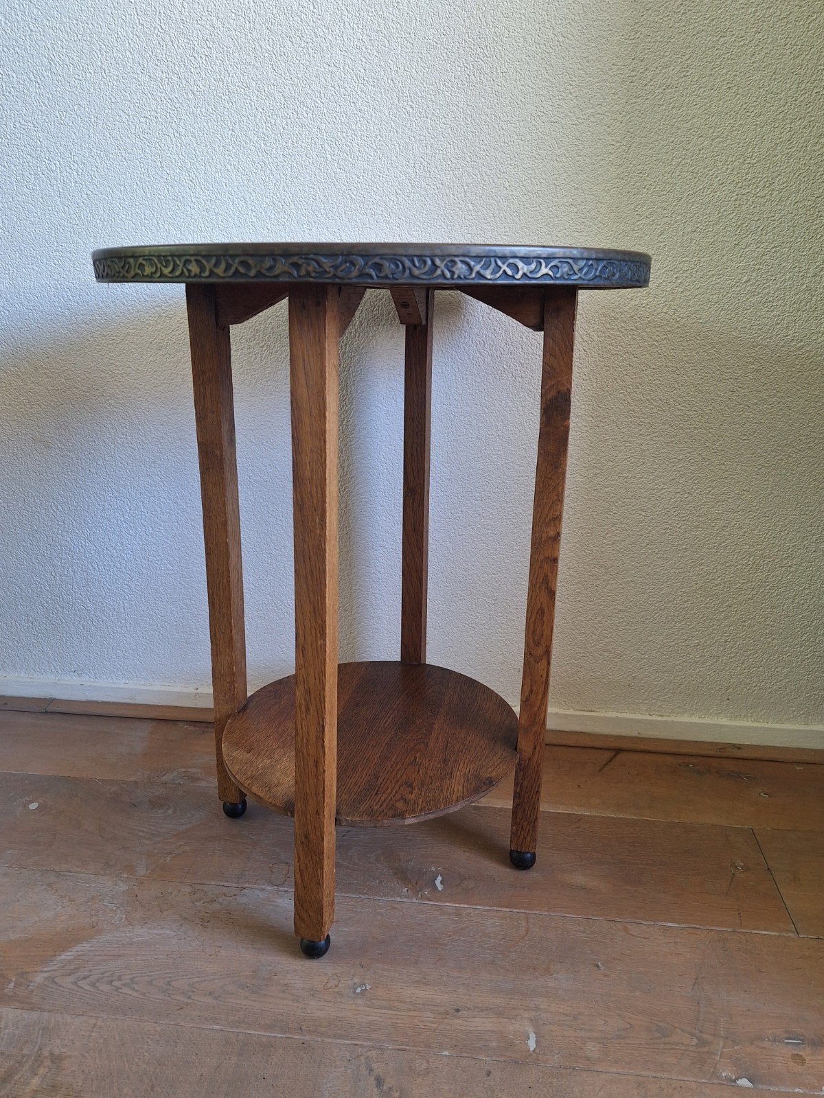 vintage/antiek eikenhouten rooktafeltje met koperen blad, Ophalen