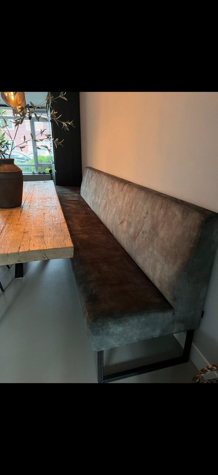Prachtige lange eetkamerbank 4,5 mtr, Ophalen, Gebruikt, Vierpersoons of meer, Stof