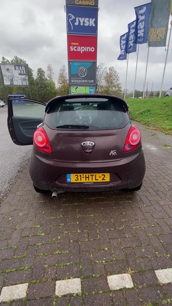Ford Ka 1.2 51KW 2009 Bruin MOET WEG!, Ophalen of Verzenden, Voor, Seat, Bumper