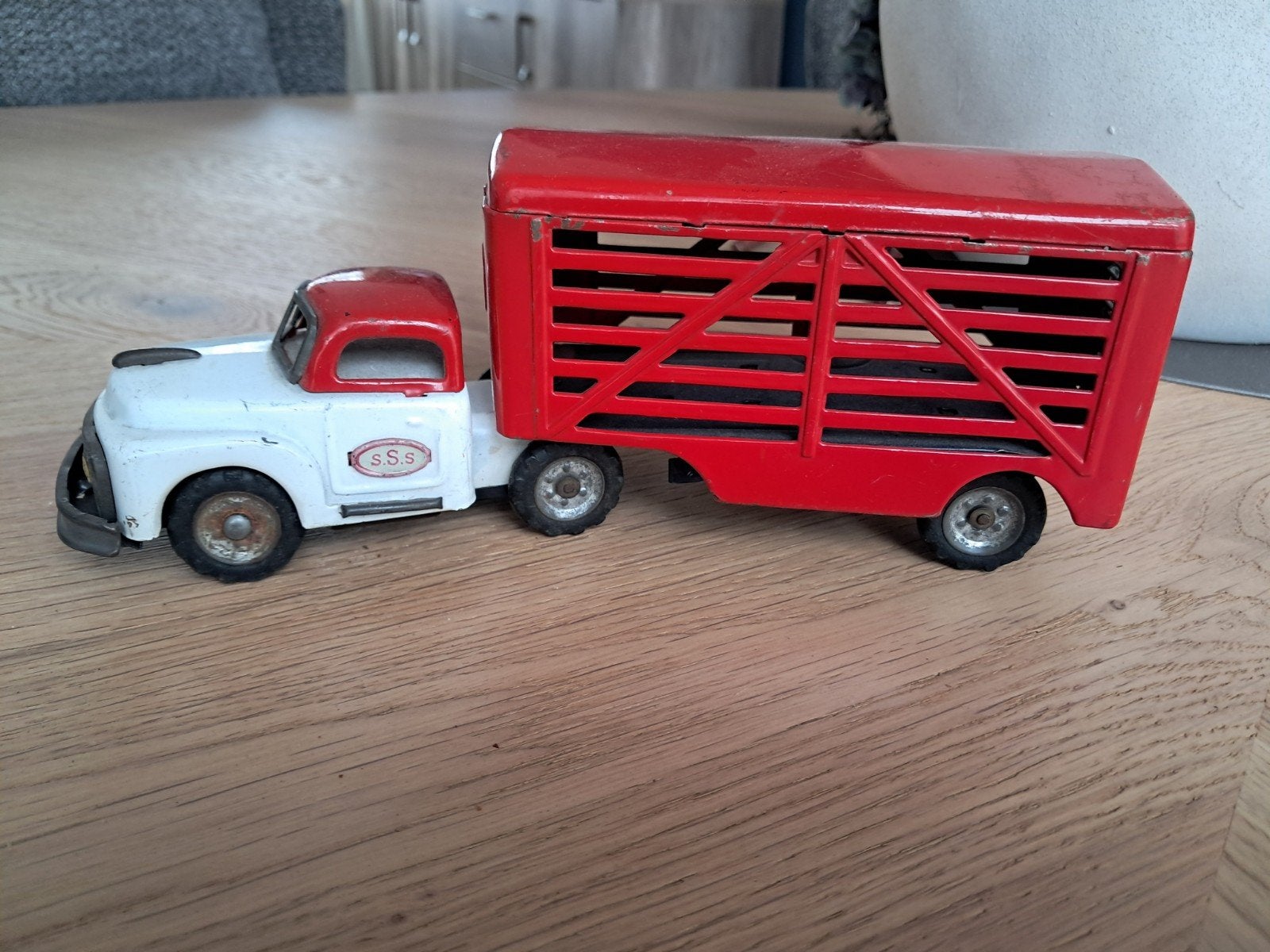 blikken vee wagen, Ophalen