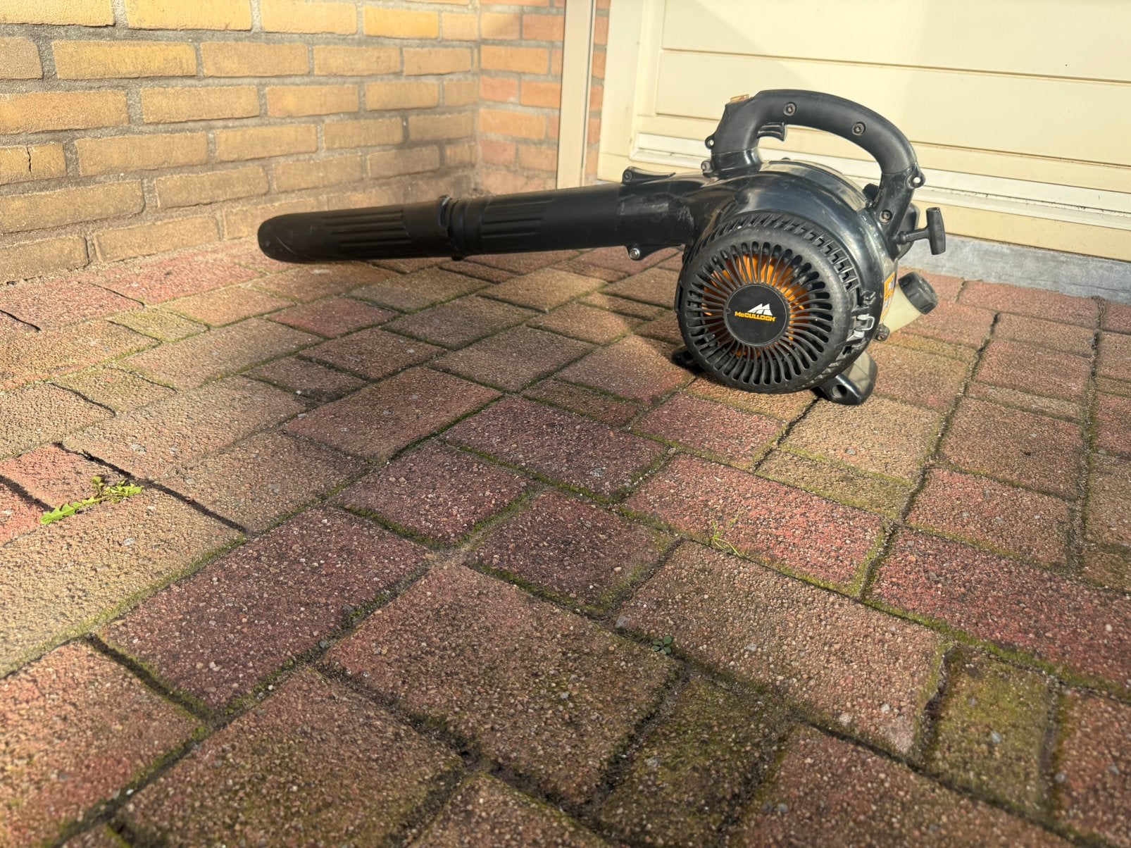 Mcculloch (husqvarna) bladblazer, Tuin en Terras, Ophalen, Gebruikt, Benzine, Handgedragen