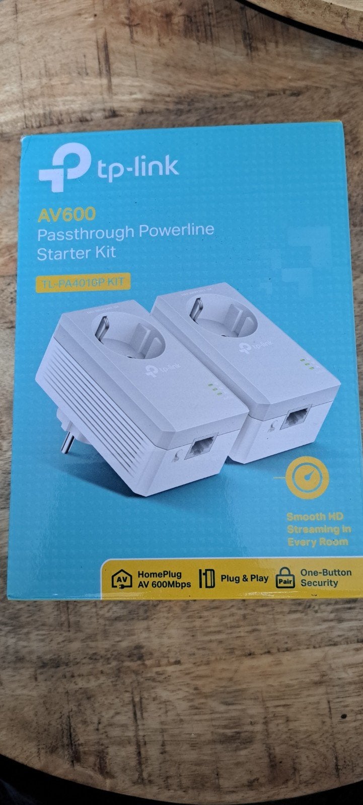 TP-Link AV600 Powerline Starter Kit - TL-PA4010P KIT, Ophalen of Verzenden, Zo goed als nieuw