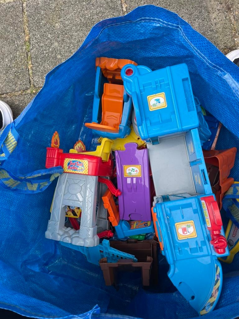 Toet toet autotjes en racebaan, Overige merken, Racebaan, Ophalen of Verzenden, Zo goed als nieuw