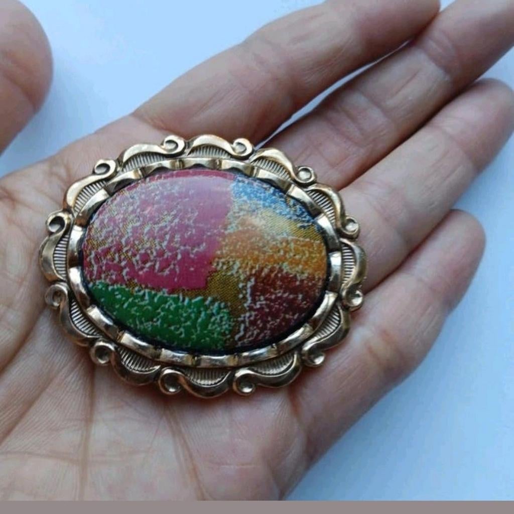 Vintage broche, Sieraden, Tassen en Uiterlijk, Ophalen of Verzenden, Zo goed als nieuw, Overige materialen
