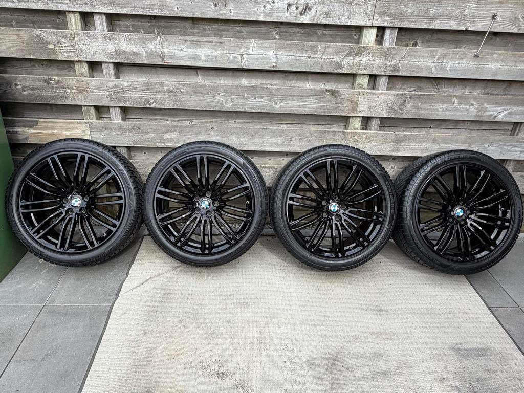 BMW 5 Serie G30 G31 664 M 19 inch velgen met winterbanden, Auto-onderdelen, Banden en Velgen, 19 inch, Gebruikt, 275 mm, Banden en Velgen