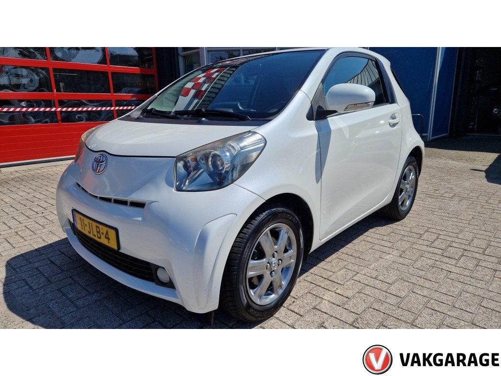 Toyota iQ airco/allseason 1.0 VVTi Aspiration (bj 2009), Gebruikt, 4 stoelen, Origineel Nederlands, Bedrijf