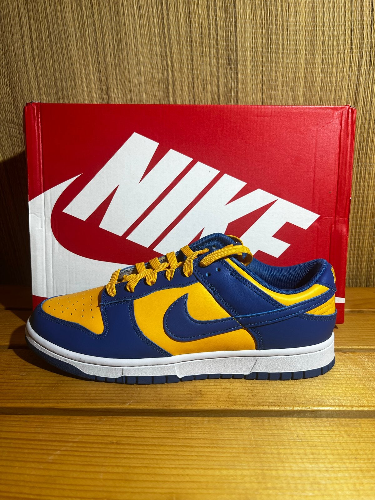 Nike Dunk Low UCLA Maat 43, Blauw, Nieuw, Ophalen of Verzenden, Sneakers of Gympen