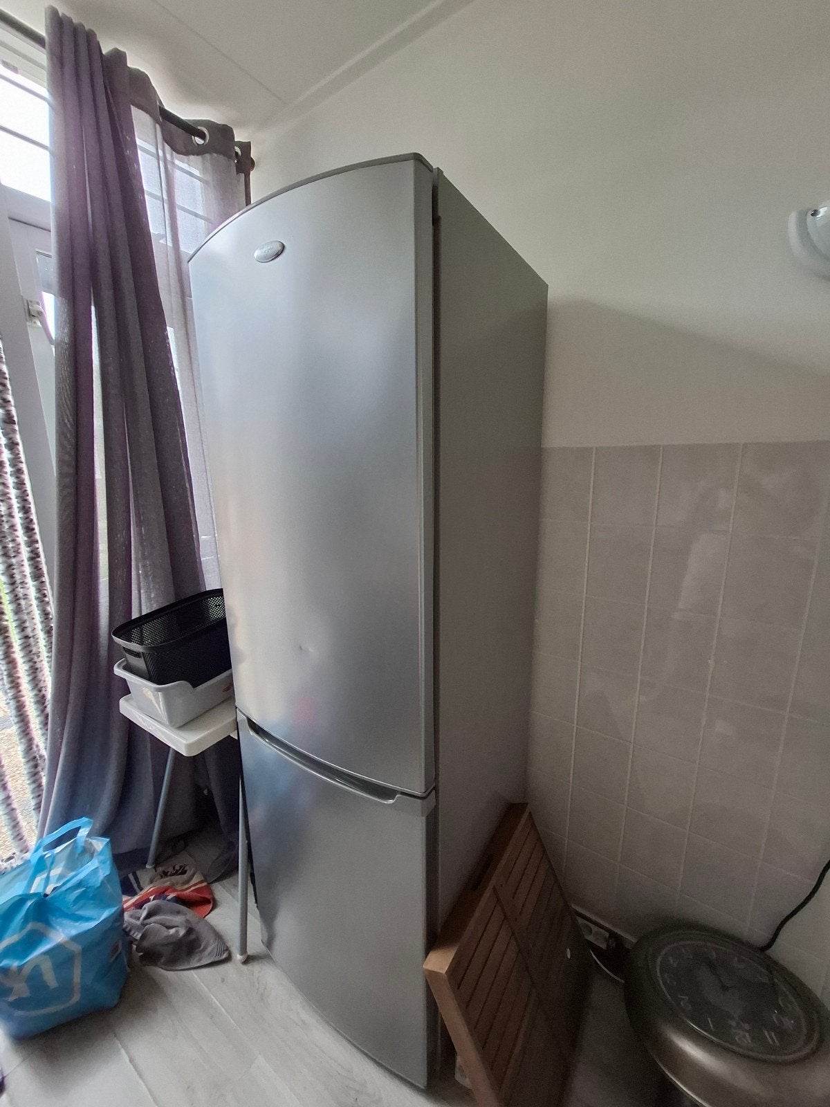 Whirlpool Koelkast met Vriezer - Goede Staat, Witgoed en Apparatuur, Gebruikt, 200 liter of meer, 60 cm of meer, Met aparte vriezer