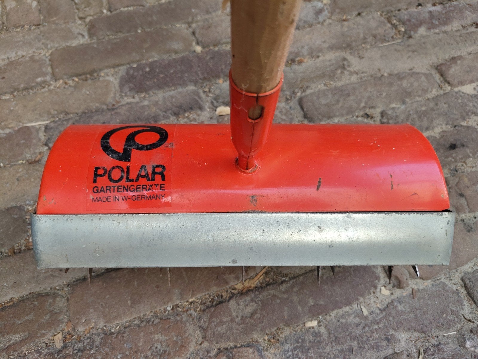 Polar Gazonbeluchter met zelfgemaakte steel (150cm), Ophalen, Gebruikt, Cultivator, Polar