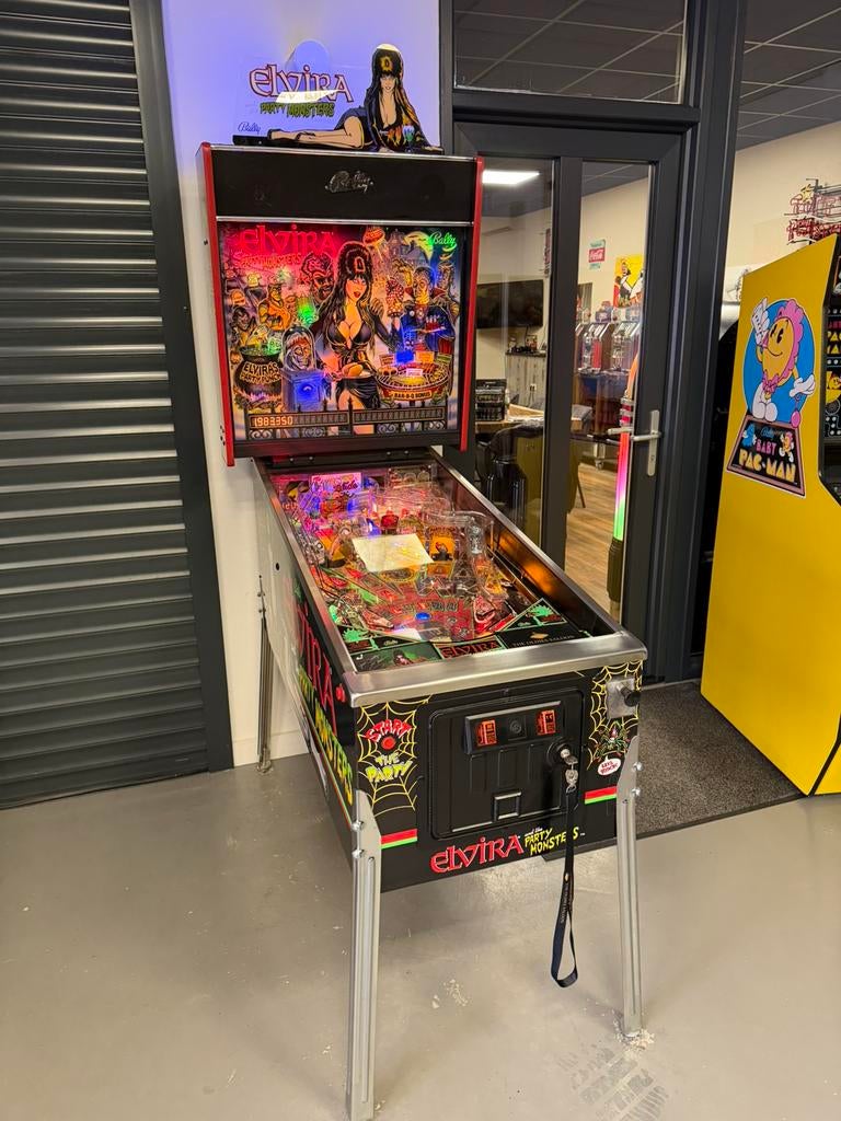 Top flipperkast Bally Elvira & The Partymonsters Pinball, Ophalen, Bally, Zo goed als nieuw, Dot-matrix