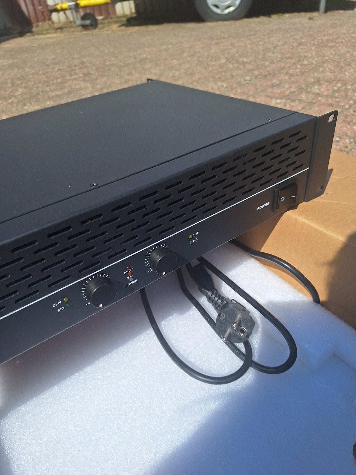 Versterker Devine MX-800, Ophalen, Minder dan 500 watt