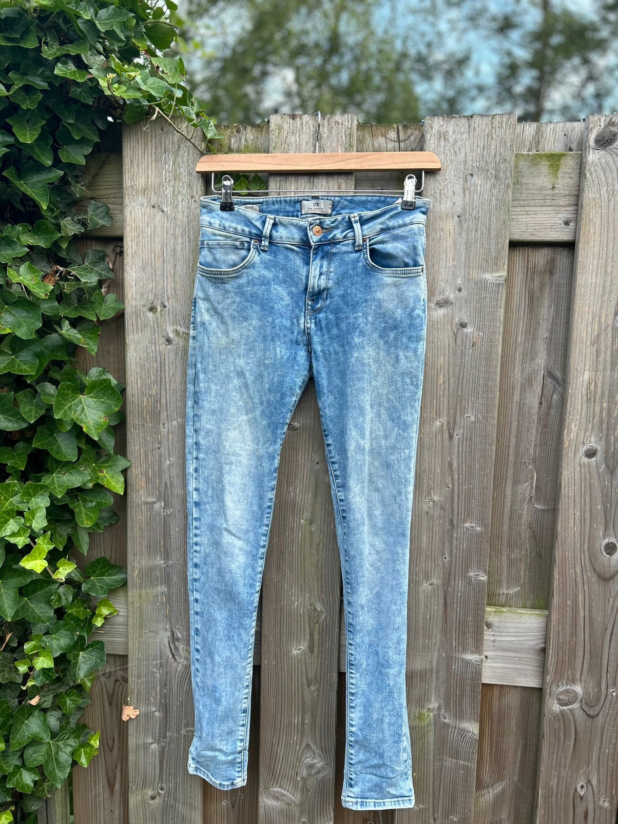 LTB Nicole Super Slim jeans – maat W28/L32, Kleding | Dames, Ophalen of Verzenden, Zo goed als nieuw, Blauw, W28 - W29 (confectie 36)