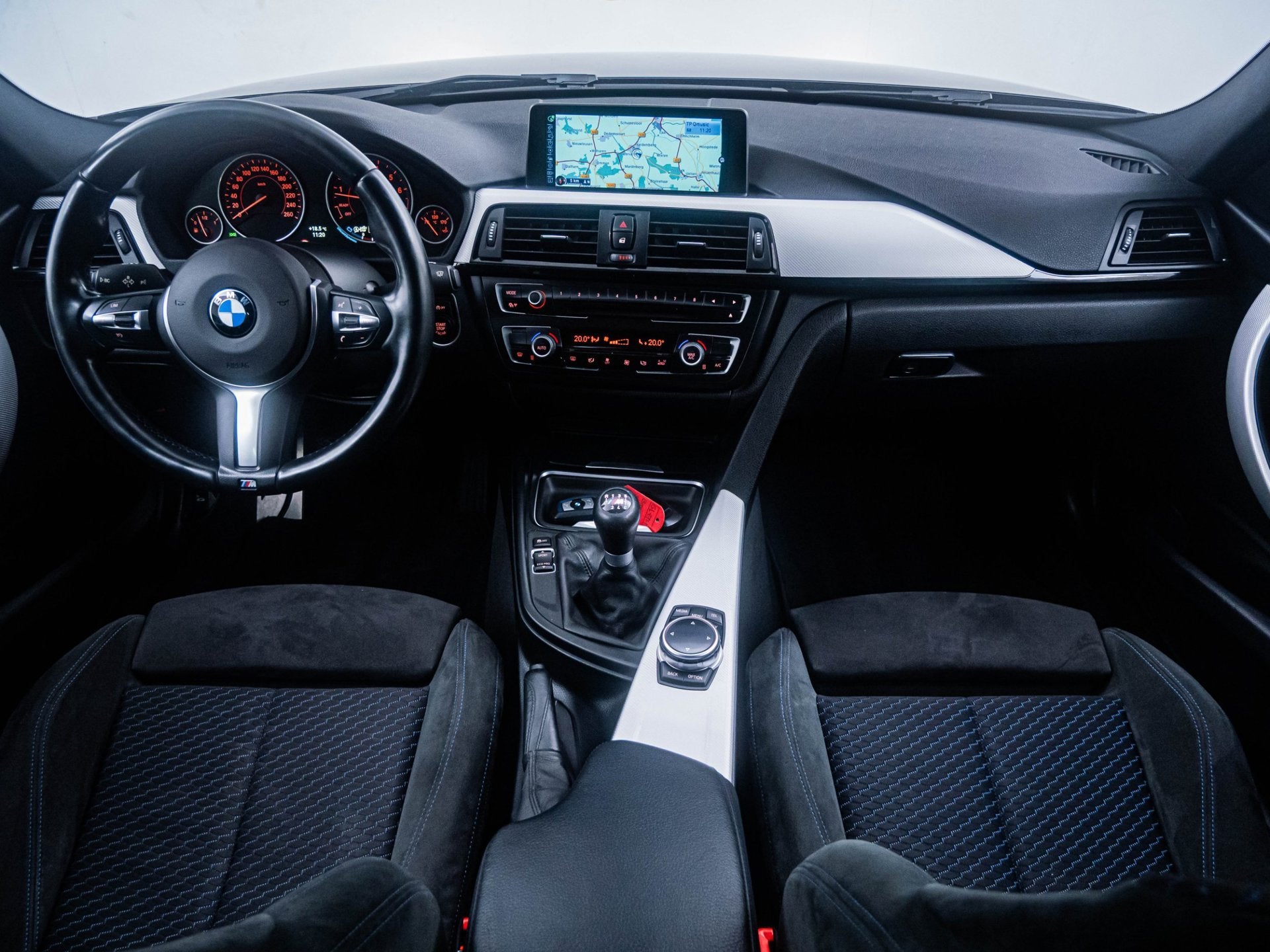 BMW 3-serie Touring 316i Executive M-Sport|Cruise|Clima|PDC!, Auto's, Gebruikt, 4 cilinders, Alcantara, Zwart