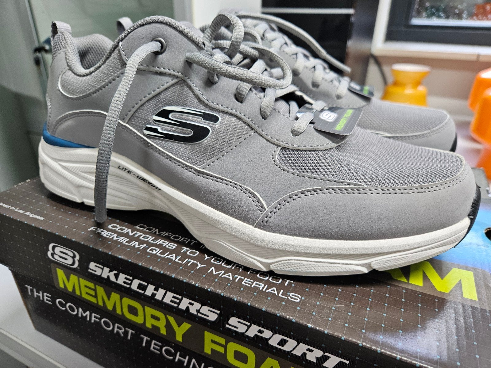 Skechers Sneakers - Maat 43 Nieuw in doos, Overige kleuren, Nieuw, Ophalen of Verzenden, Sneakers of Gympen