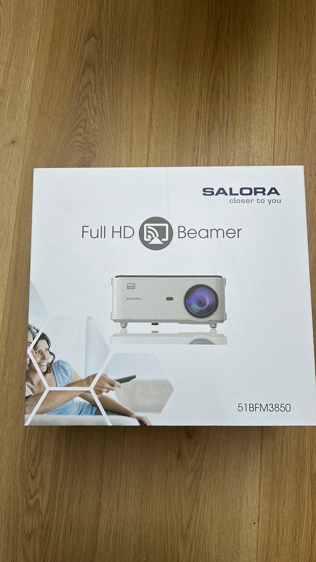 Salora Beamer 51bfm3850, Ophalen, Zo goed als nieuw, LED