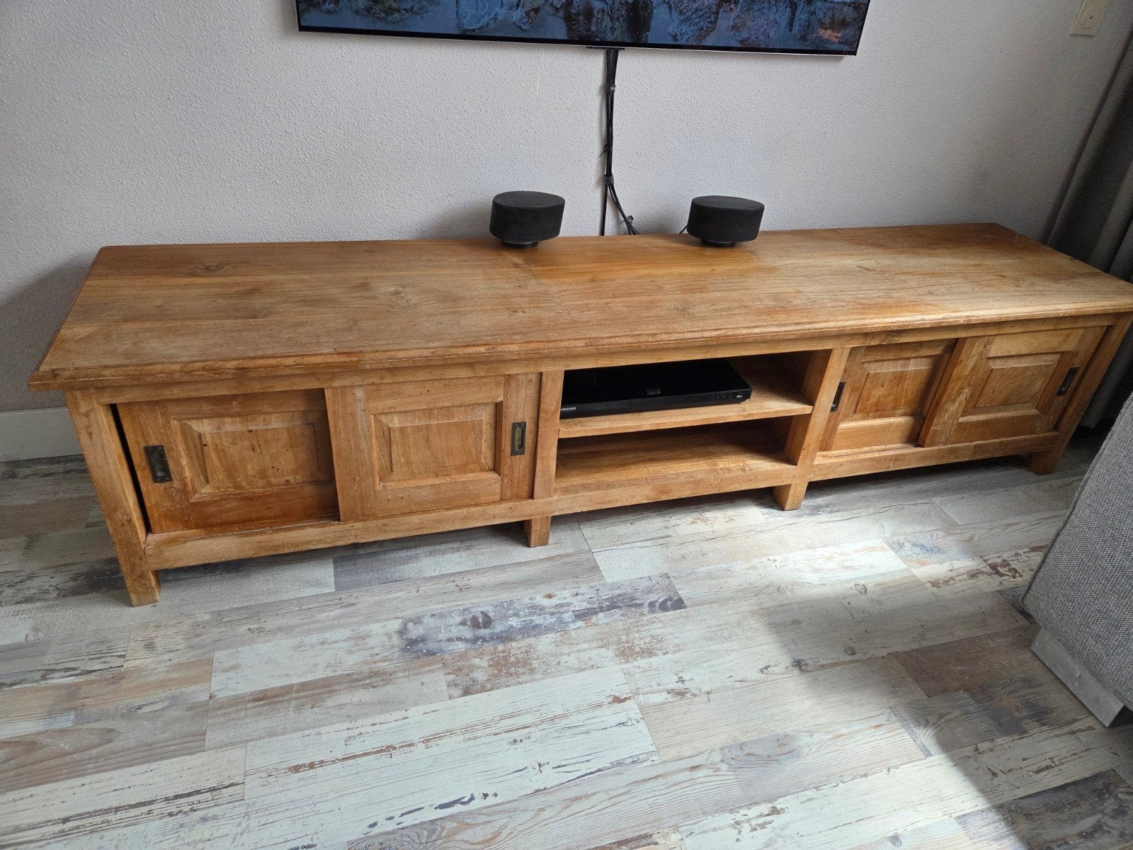 Teak houten tv-meubel met schuifdeuren, Huis en Inrichting, Kasten | Televisiemeubels, Gebruikt, Ophalen of Verzenden, 200 cm of meer