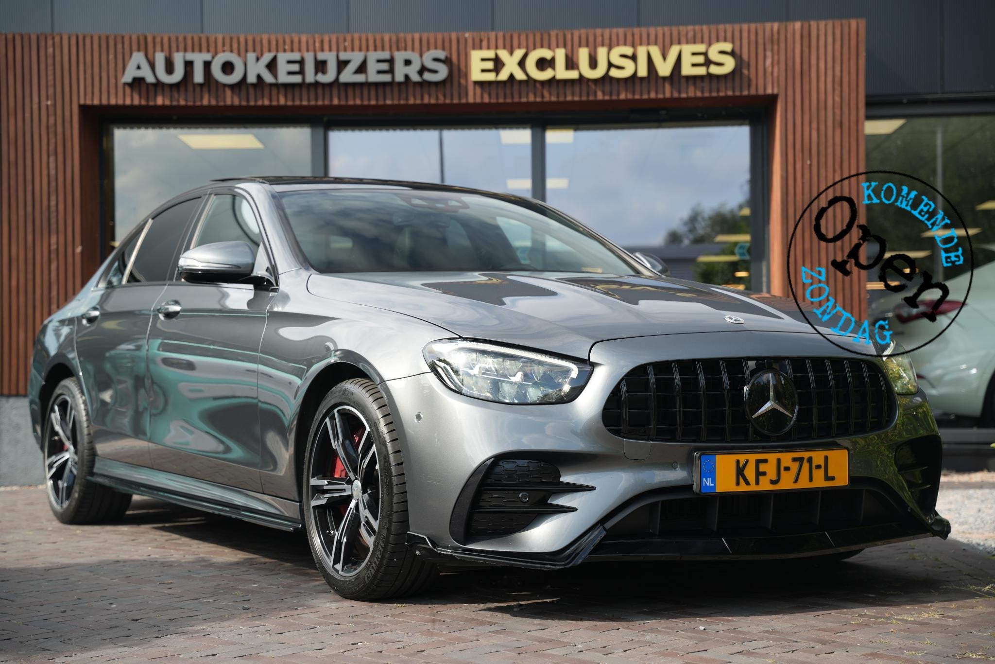 Mercedes-Benz E-klasse 300 e AMG Line AMG Panoramadak Adapt., Auto's, Automaat, Gebruikt, 4 cilinders, 320 pk