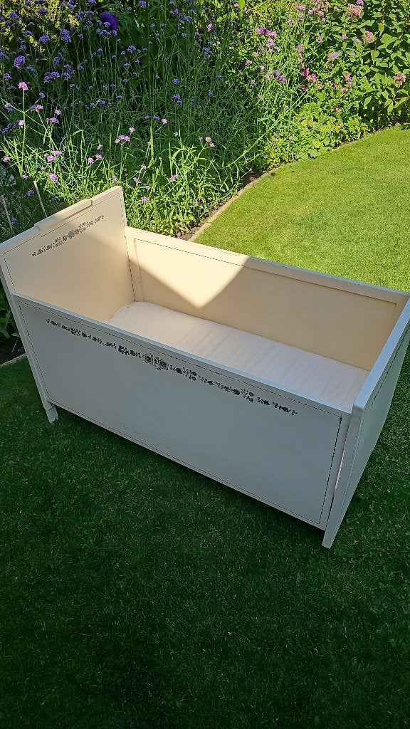 Mooi nostalgisch babyledikantje, Kinderen en Baby's, Ophalen, Gebruikt, Ledikant