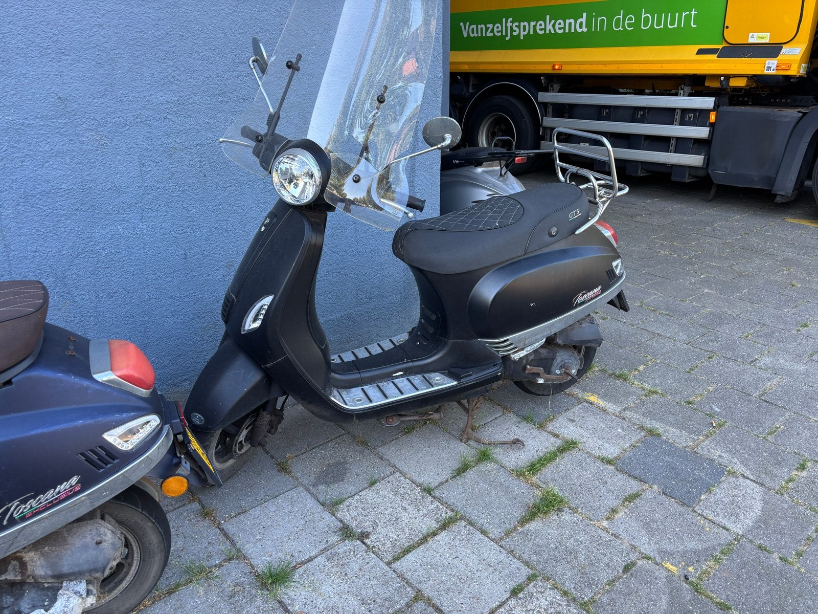 Zwarte Scooter - GTS Toscana, Ophalen of Verzenden, Gebruikt, Maximaal 25 km/u, Benzine