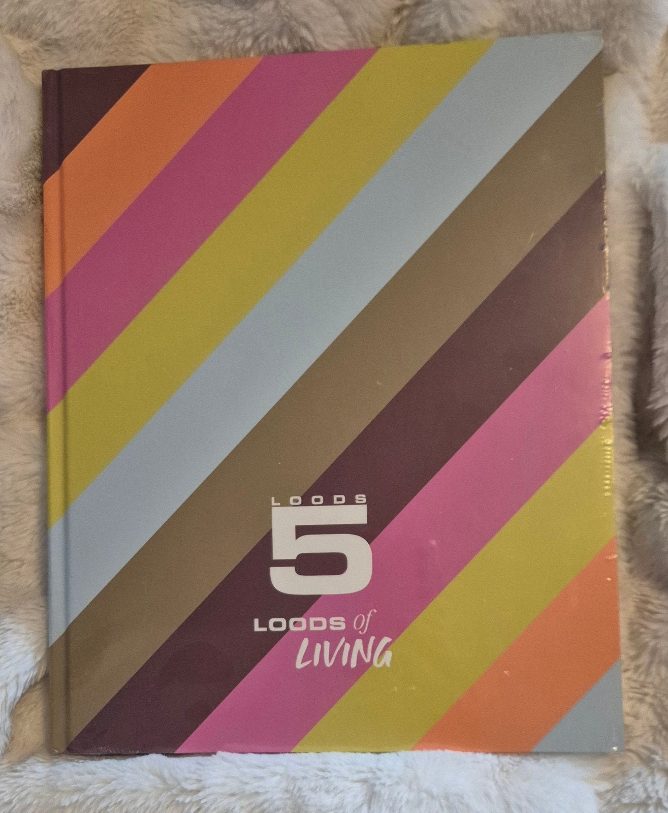 Loods 5 - Loods of living, Loods 5, Ophalen of Verzenden, Zo goed als nieuw, Mode algemeen