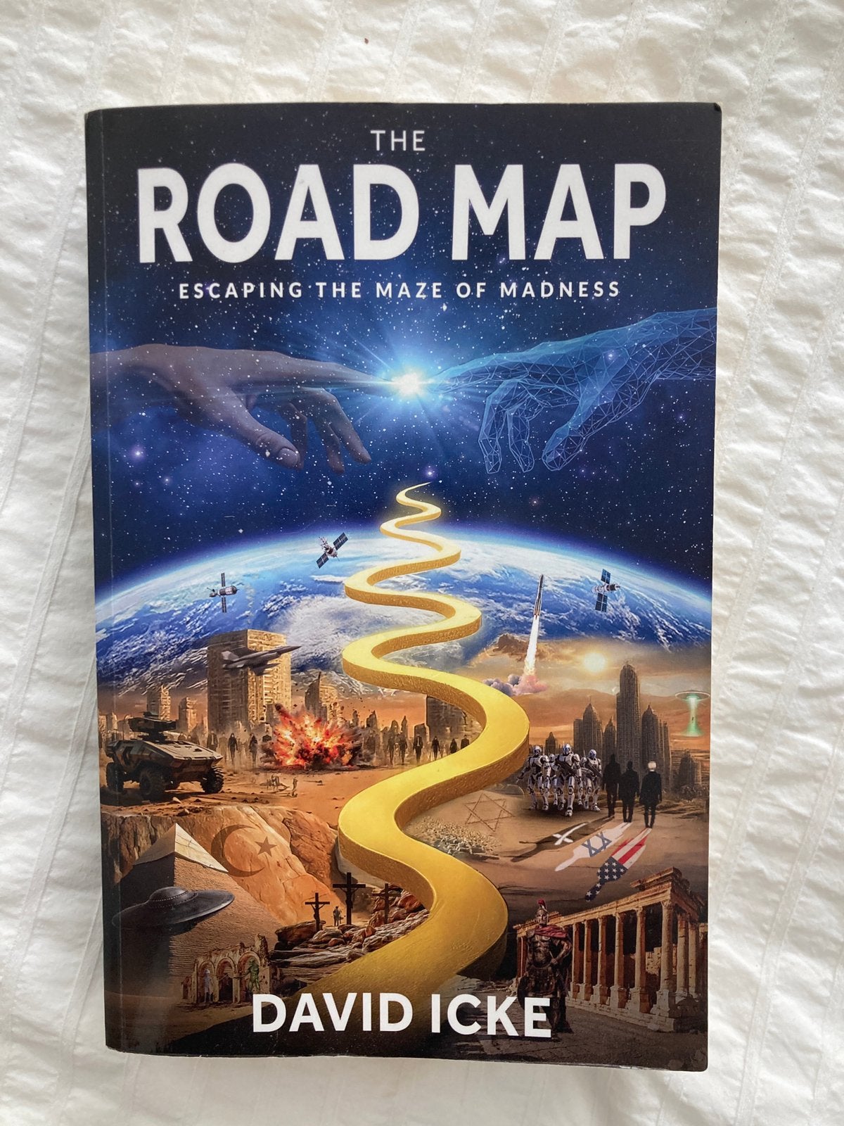 David Icke boek The Roadmap ZGAN, Ophalen of Verzenden, Zo goed als nieuw, Spiritualiteit algemeen
