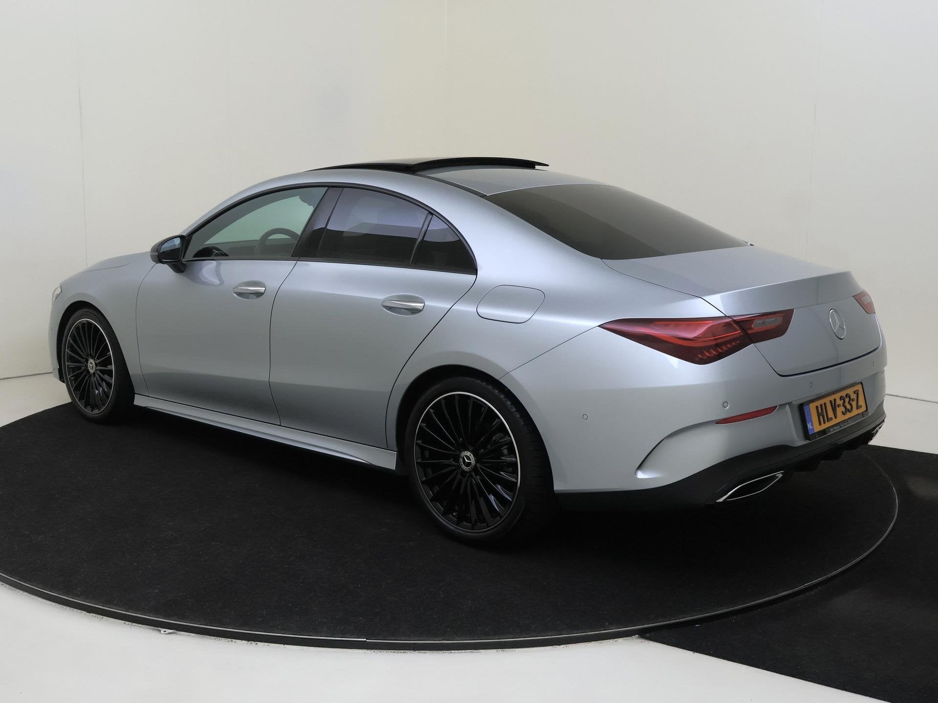 Mercedes-Benz CLA-klasse 180 Star Edition AMG Line Panoramad, Auto's, CLA, 136 pk, Gebruikt, 4 cilinders