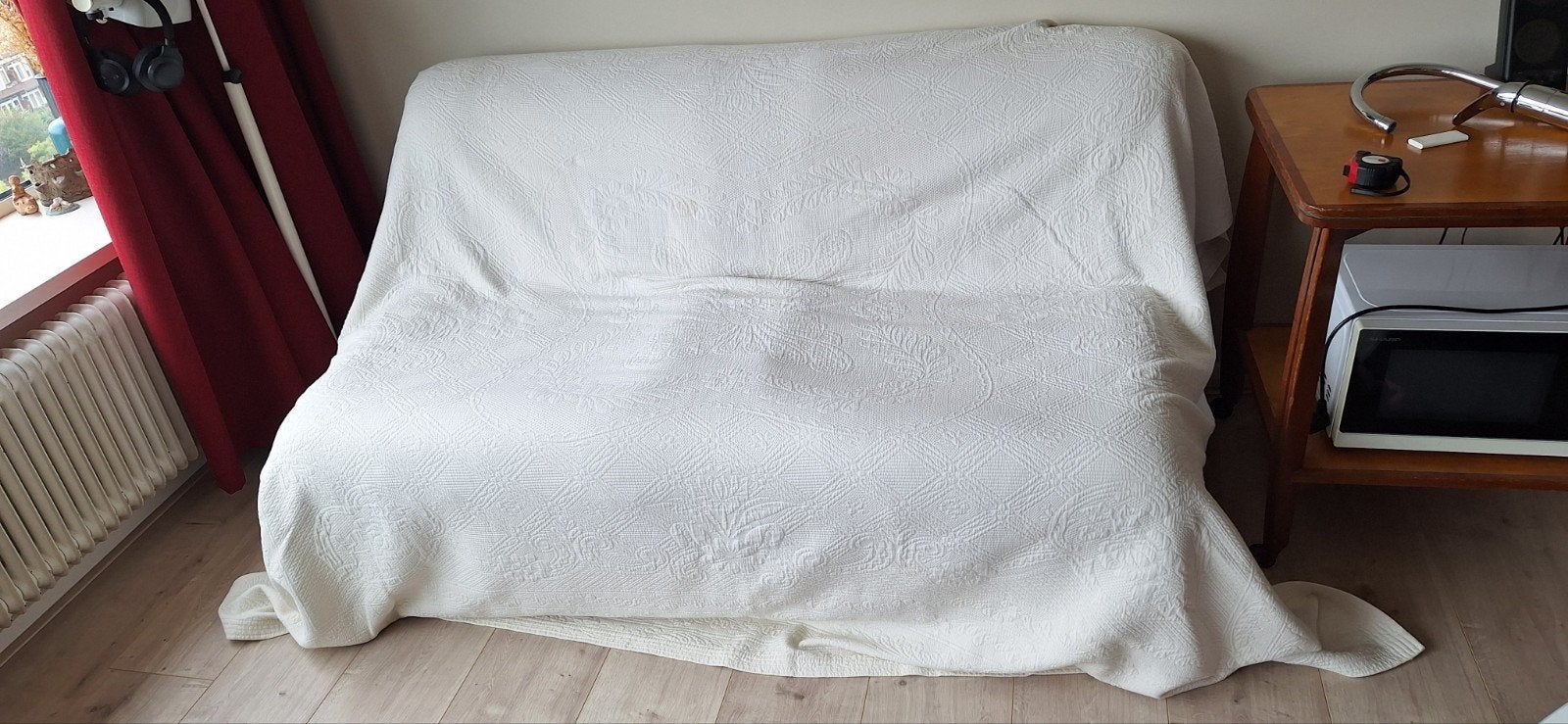 Comfortabele slaapbank met Engels design, Huis en Inrichting, Ophalen, Gebruikt, Meerkleurig, Tweepersoons