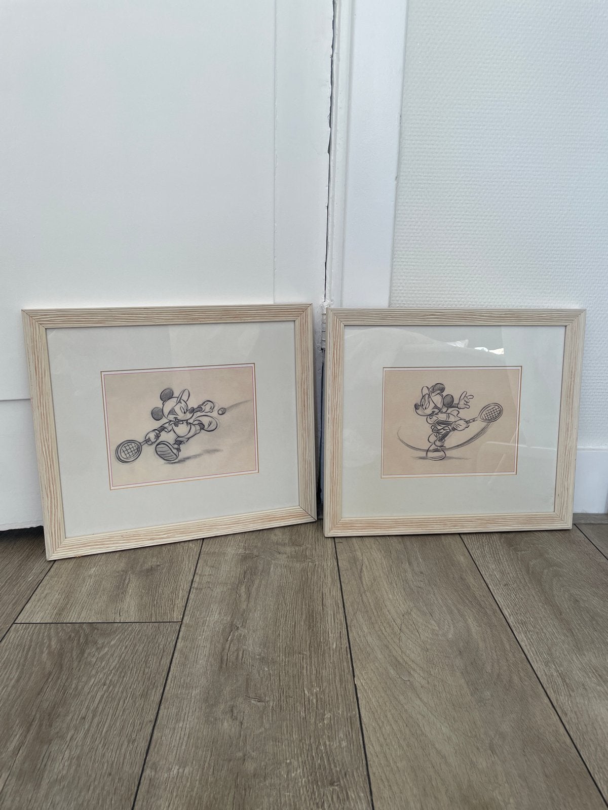 Mickey en Minnie Mouse tennis tekeningen (2 stuks), Ophalen, Tekening, Potloodtekening, Achter glas
