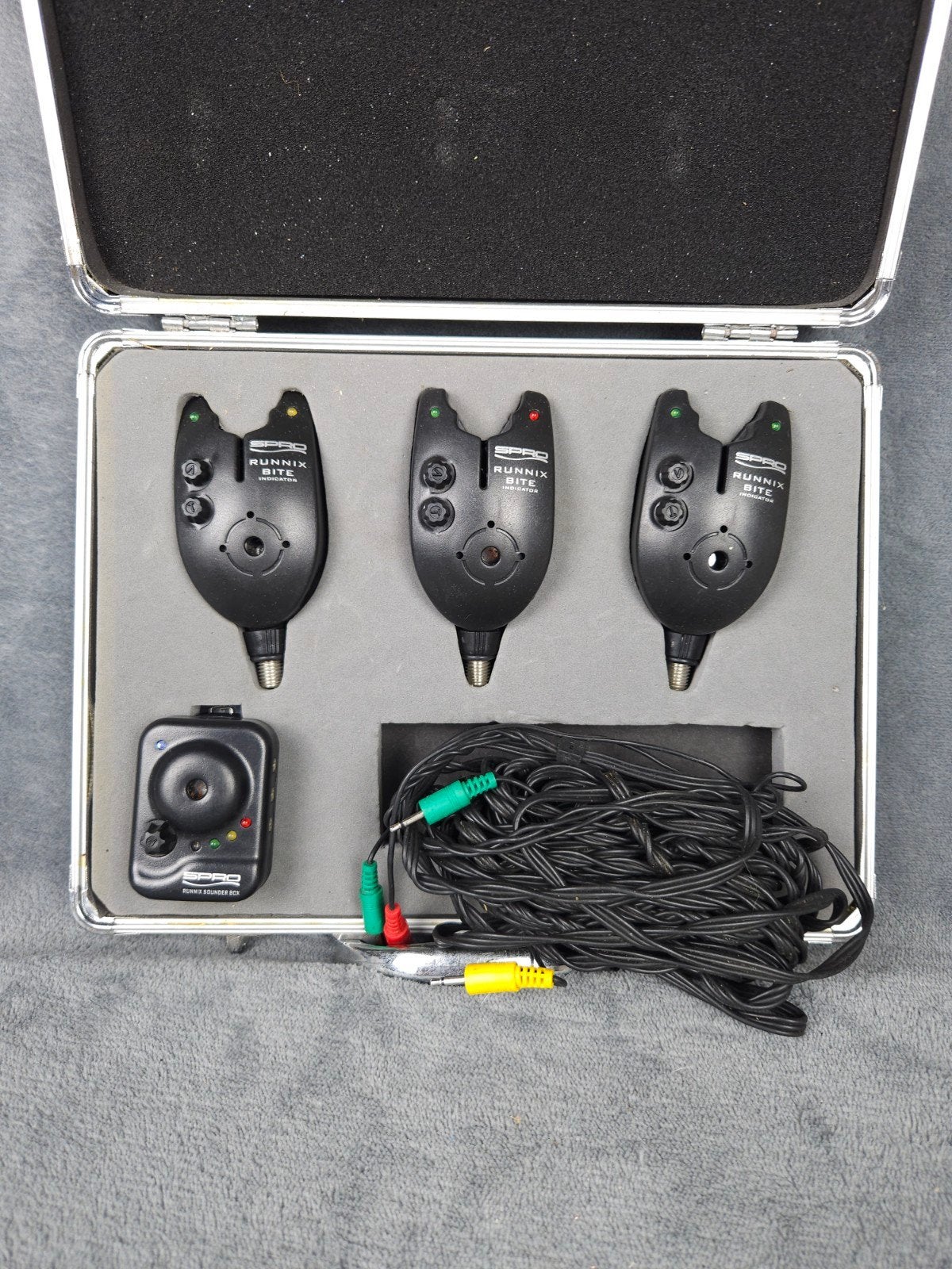 Spro Beetmelder Set Runnix Bite Karper Vissen Soundbox Koffe, Verzenden, ., Overige typen, Zo goed als nieuw