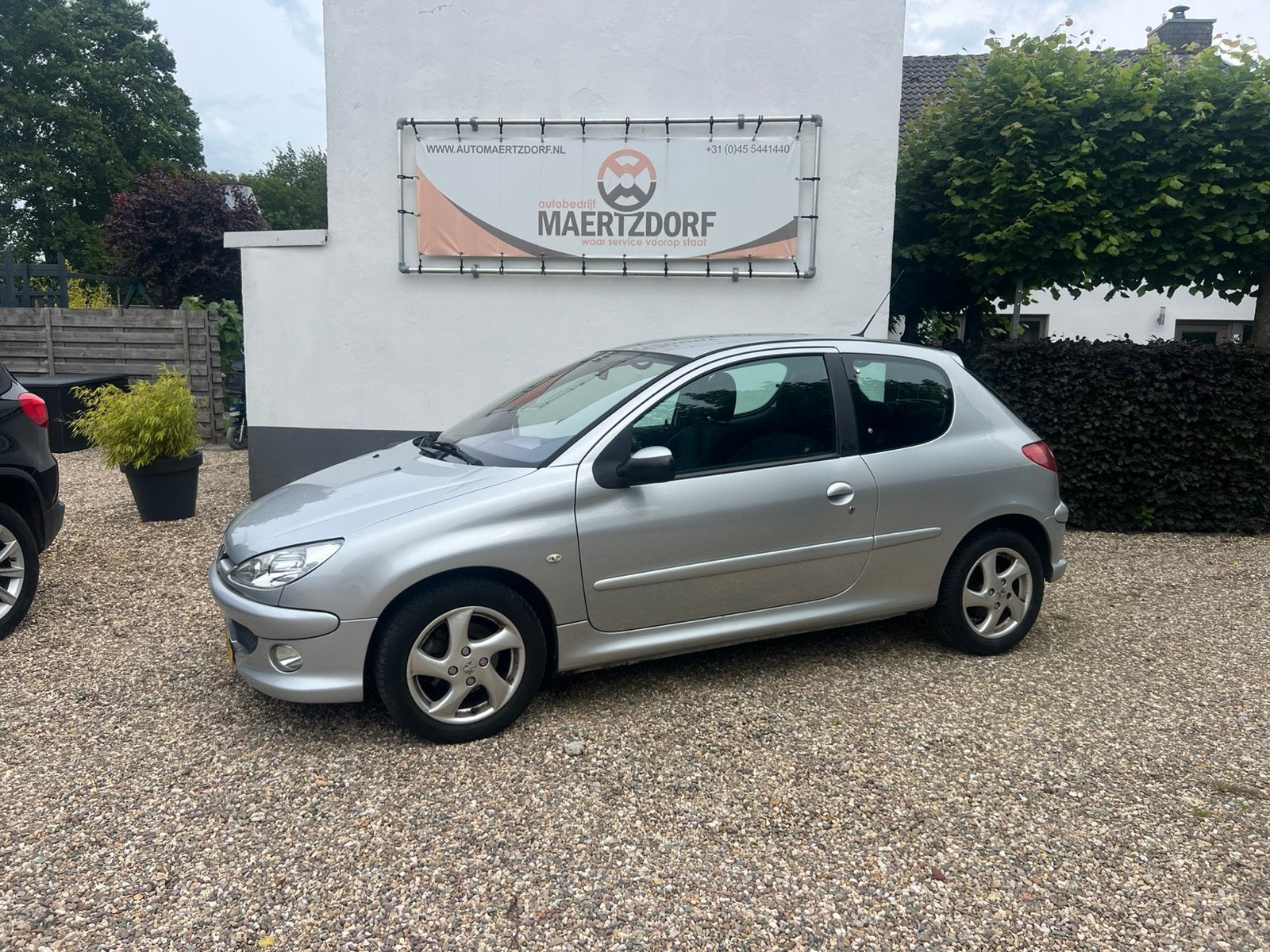 Peugeot 206 1.4 16V XS 3D 2005 Grijs, Auto's, Peugeot, Voorwielaandrijving, 1360 cc, 31 €/maand, 4 cilinders
